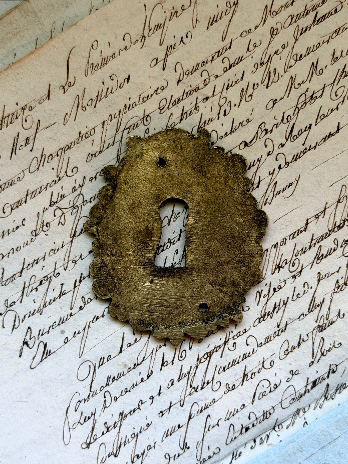 French Escutcheon: Scrolling