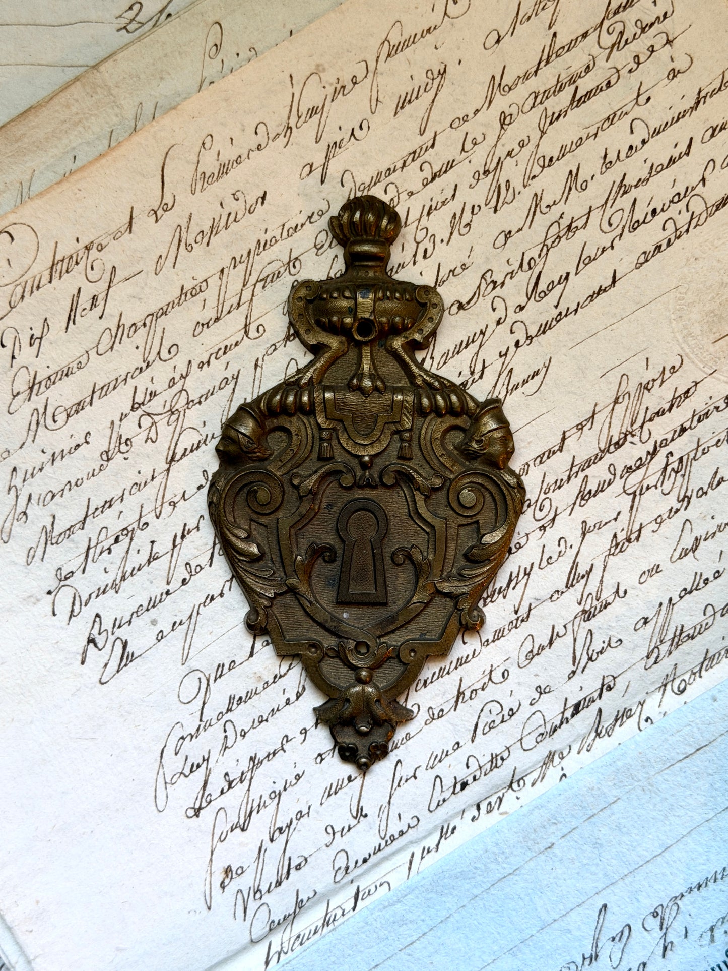 French Escutcheon: Filled