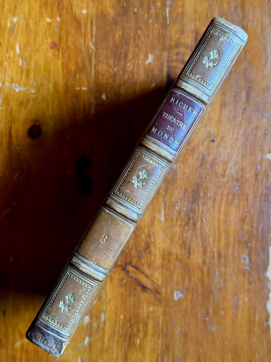 Théâtre du Monde | French Theater Book