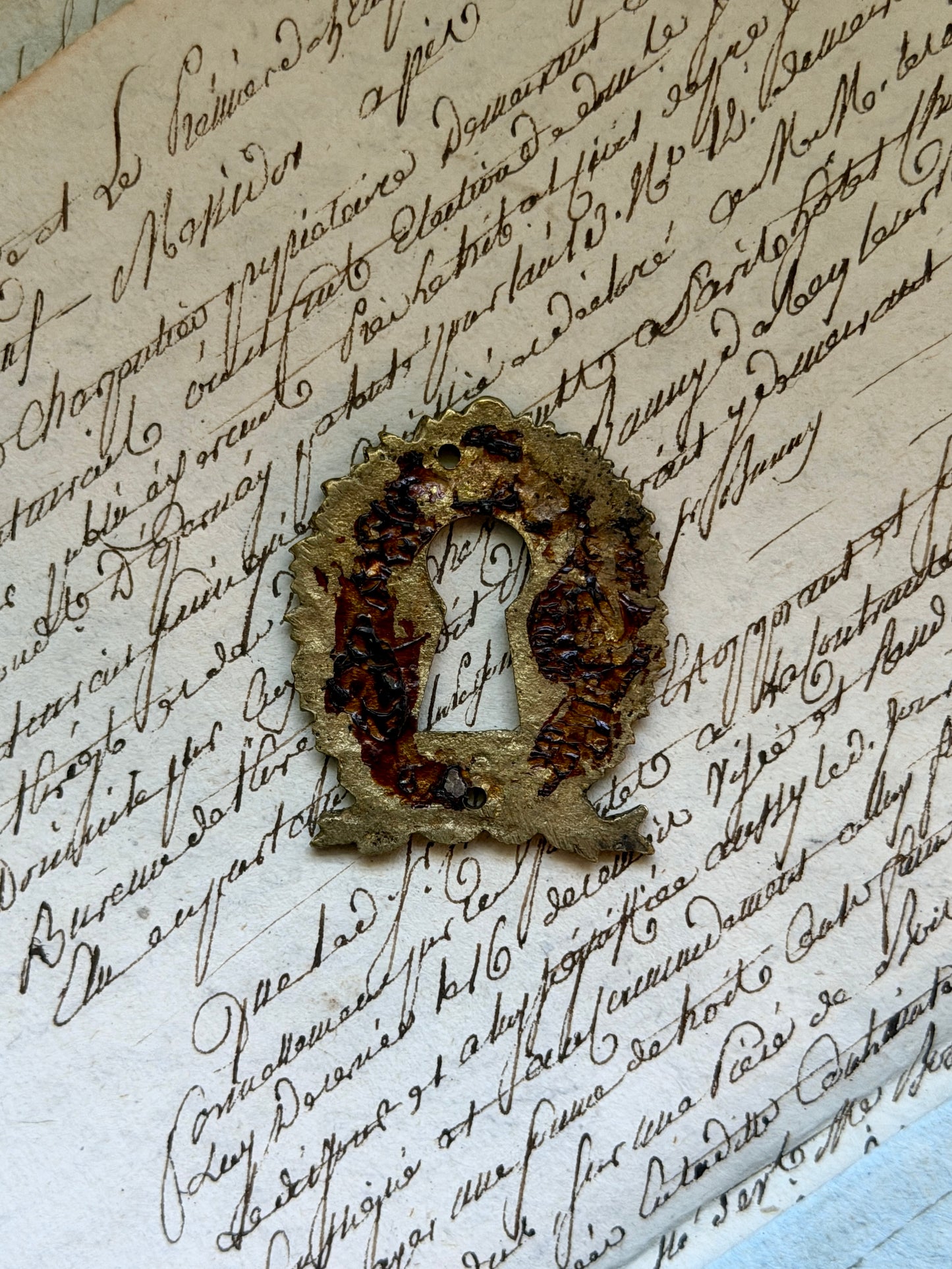 French Escutcheon: Laurel