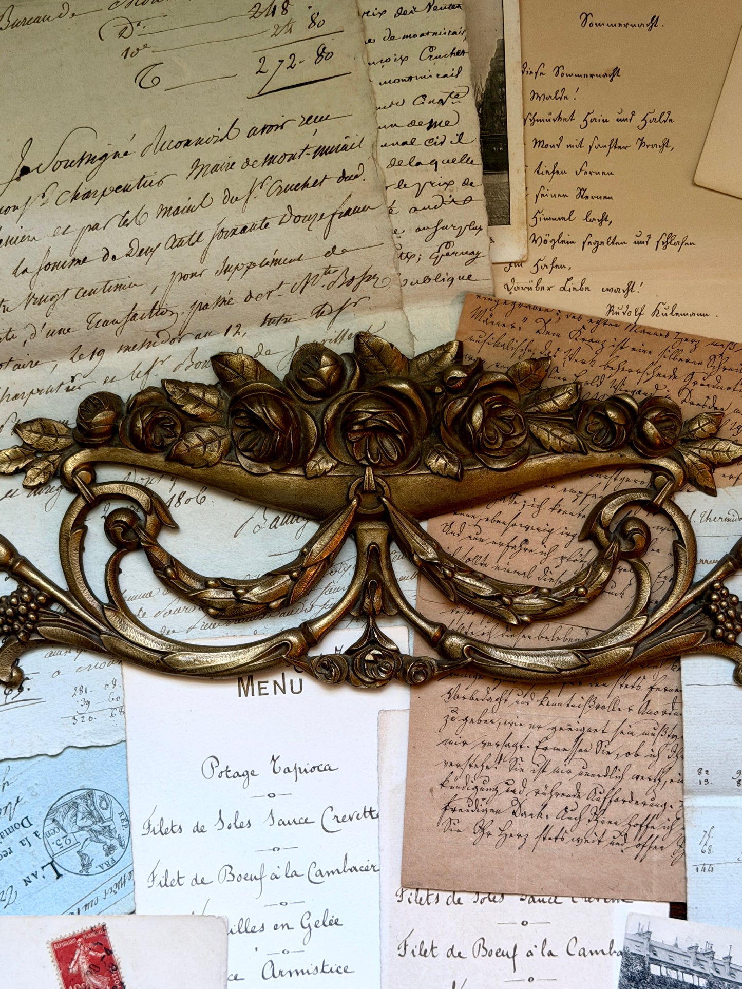 French Pediment