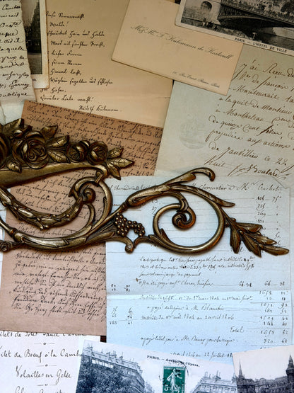 French Pediment