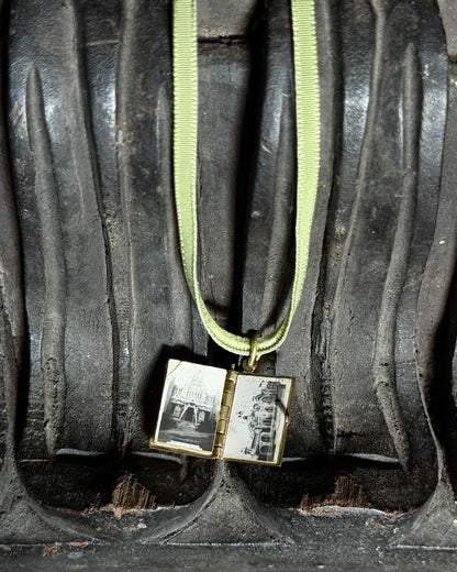 Paris Souvenir Pendant