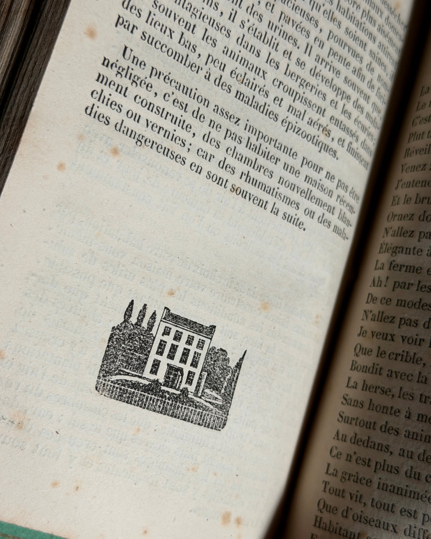 French Cartonnage Book: Heures de Recreation
