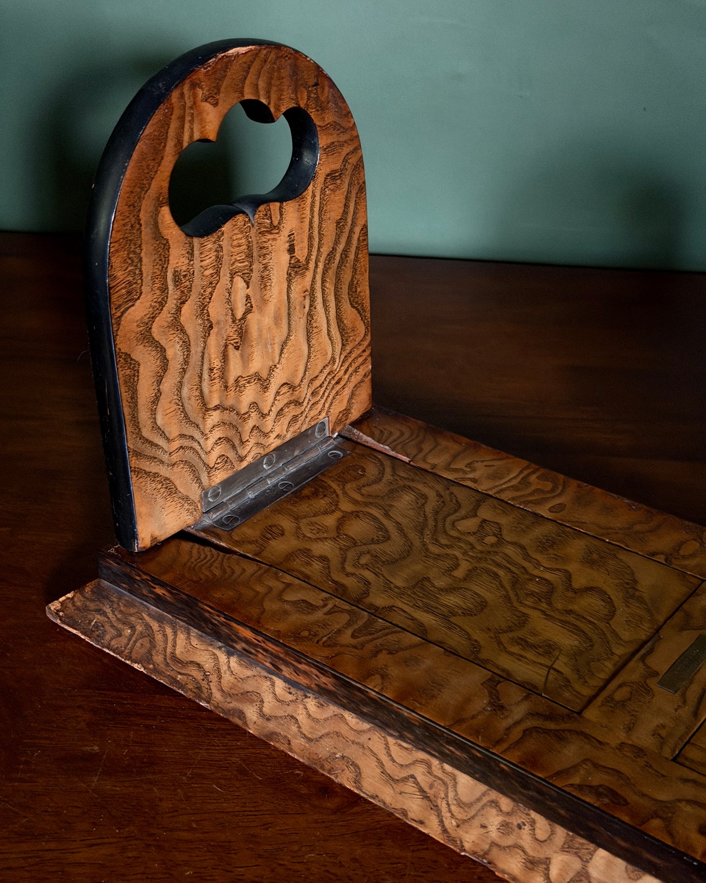 Hungarian Ash Sliding Book Rack
