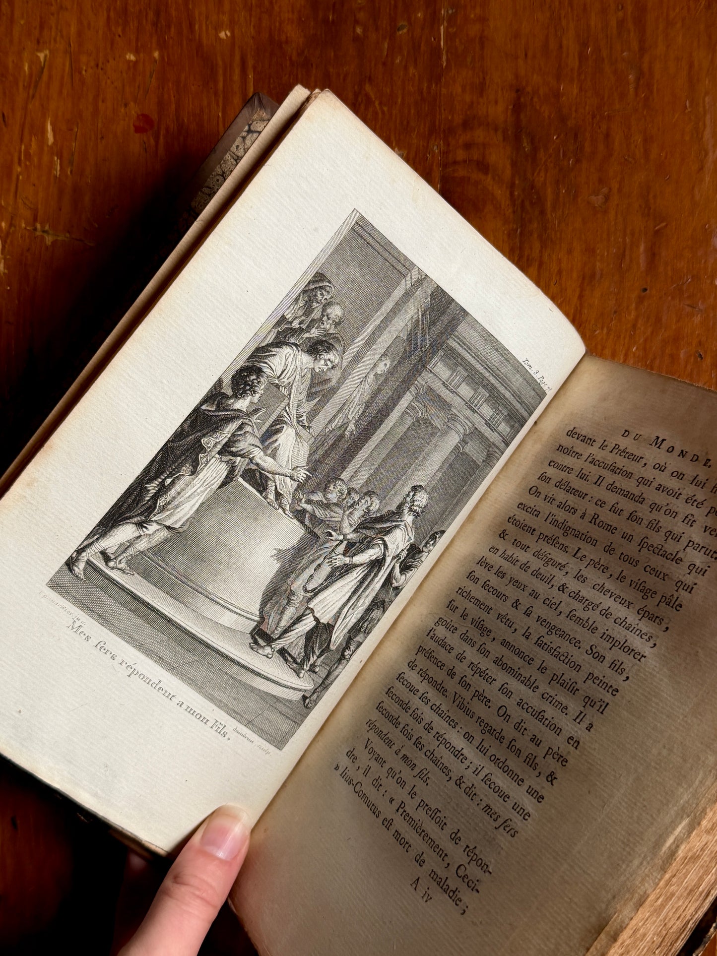Théâtre du Monde | French Theater Book