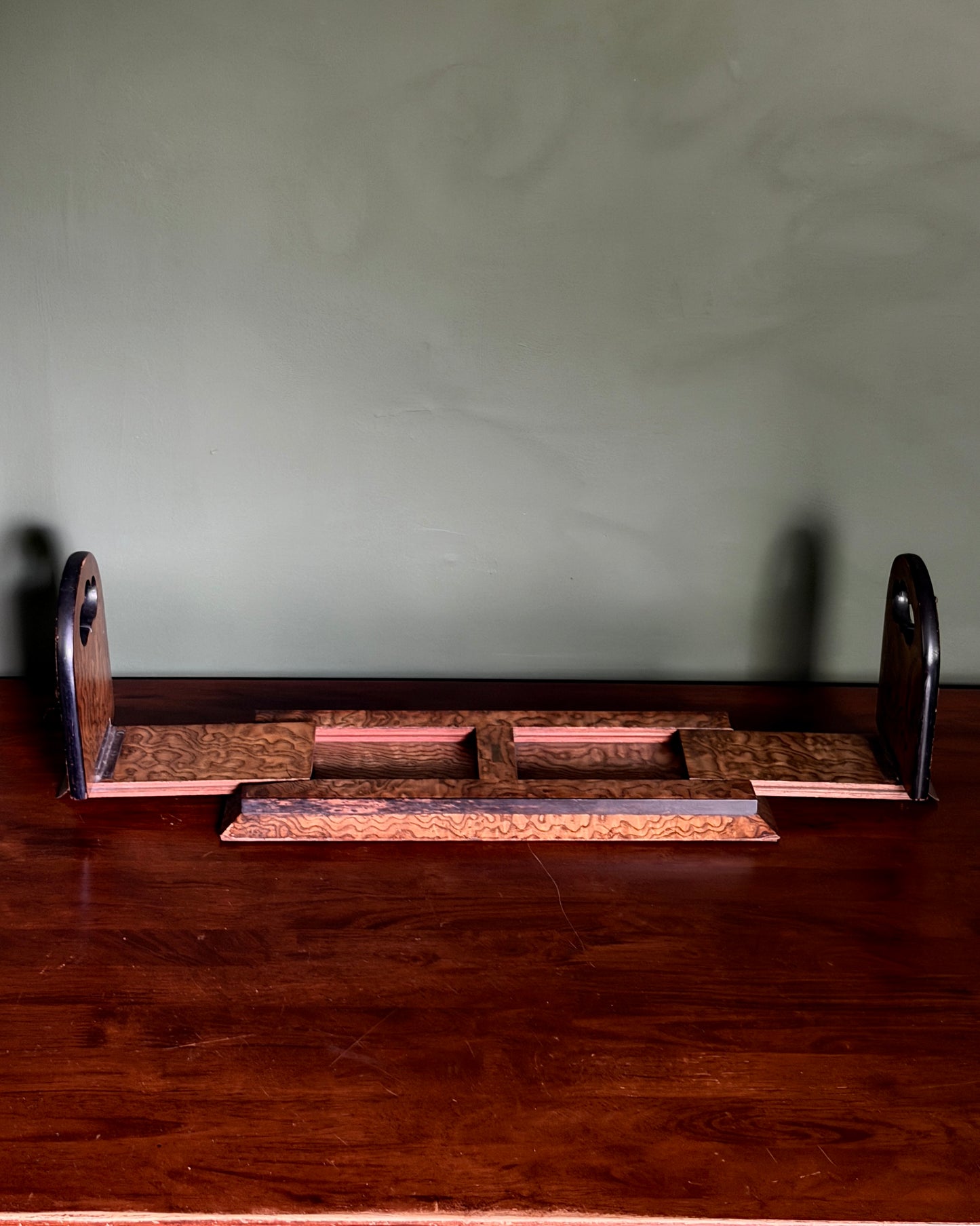 Hungarian Ash Sliding Book Rack