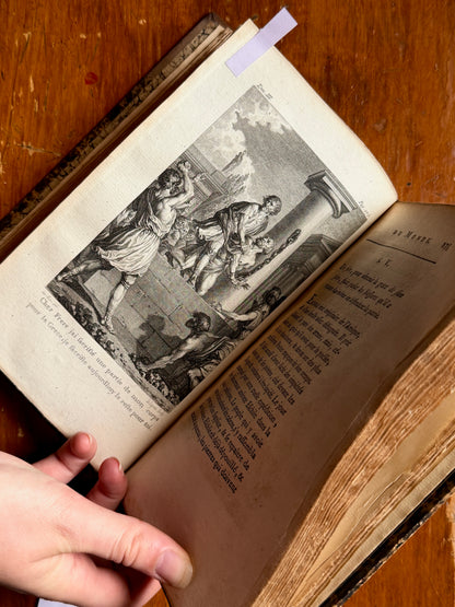 Théâtre du Monde | French Theater Book