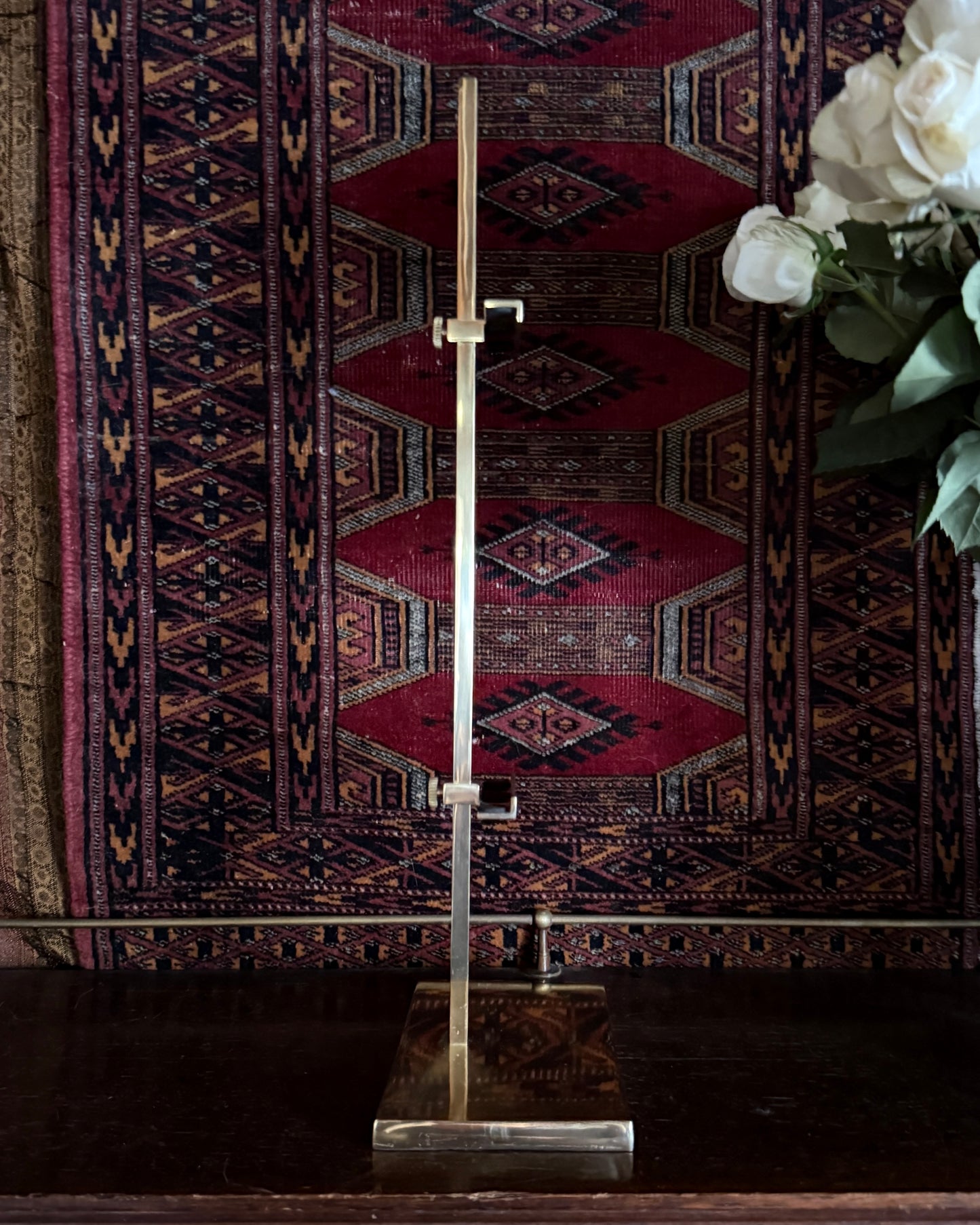 Medium Brass Tabletop Gallery Easel